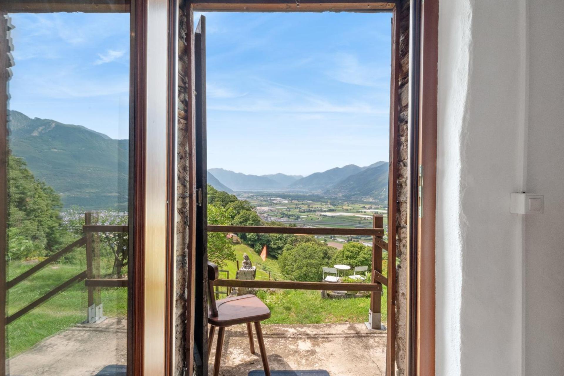 Ferienhaus La Torre Camorino Eksteriør billede